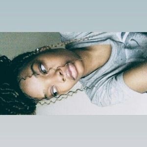 Meet your Posher, Ariel